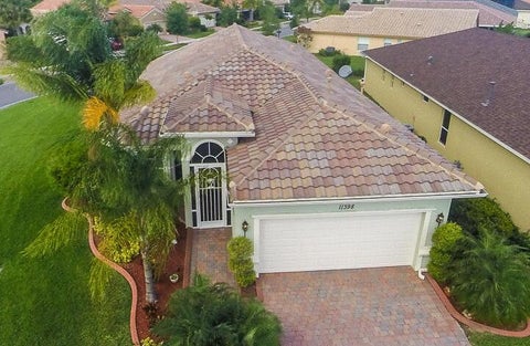 Photo of 11398 SW MOUNTAIN ASH Circle, Port Saint Lucie, FL 34987 (MLS # B26078996)