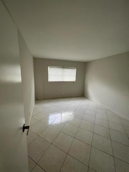 540 SE 2nd Ave J4