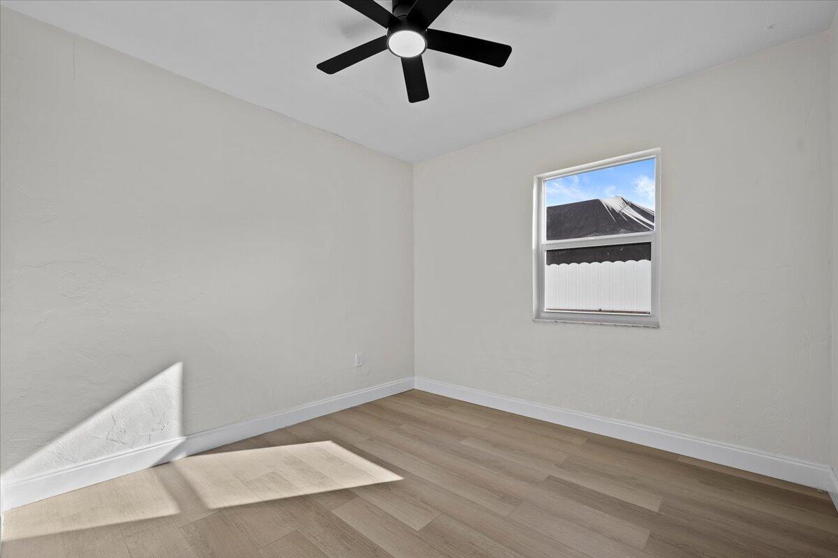 PARKER ESTATES - Residential