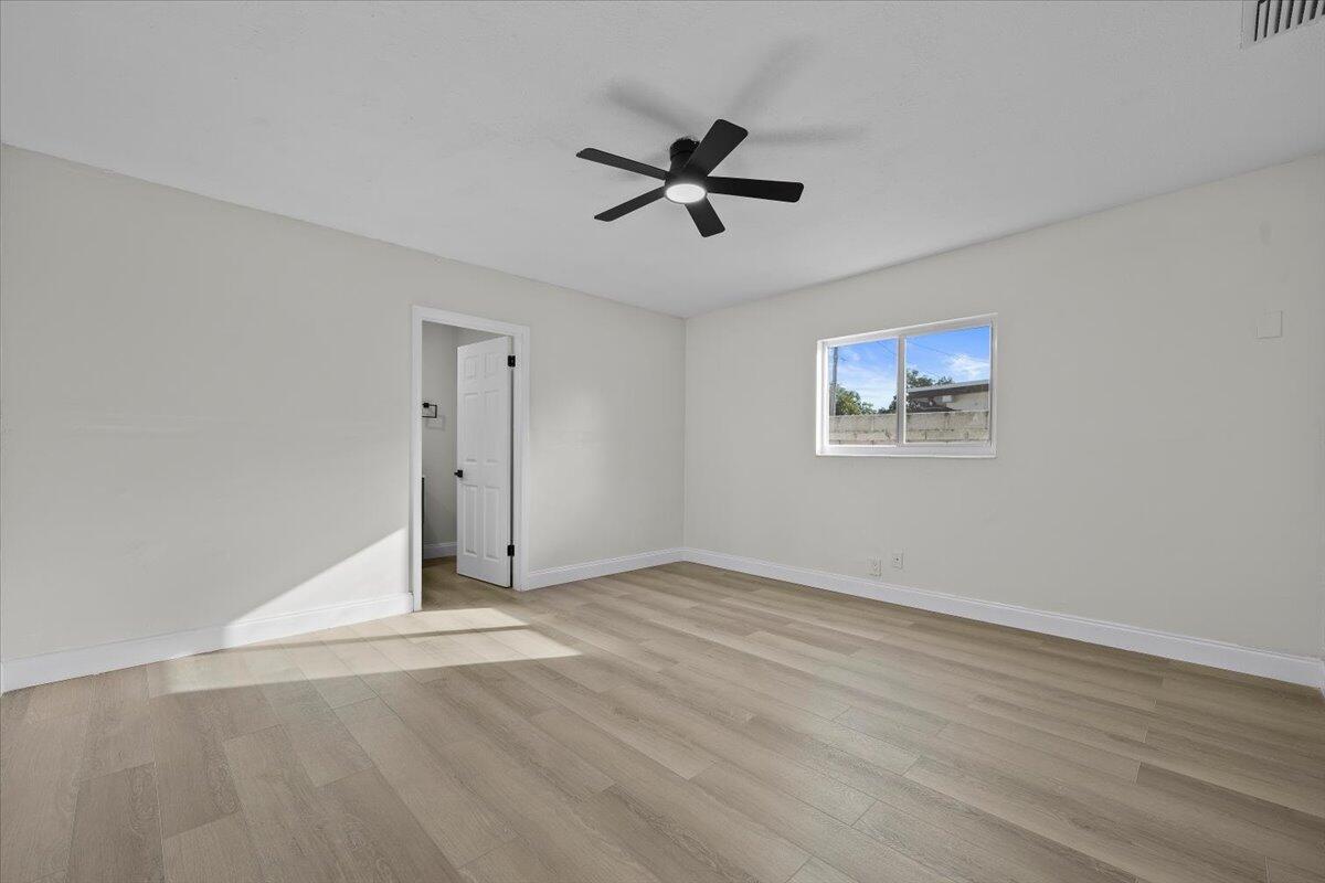 PARKER ESTATES - Residential