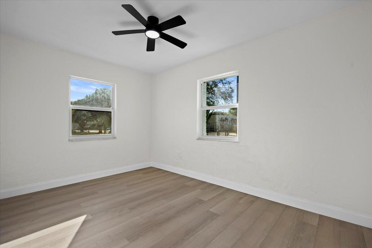 PARKER ESTATES - Residential