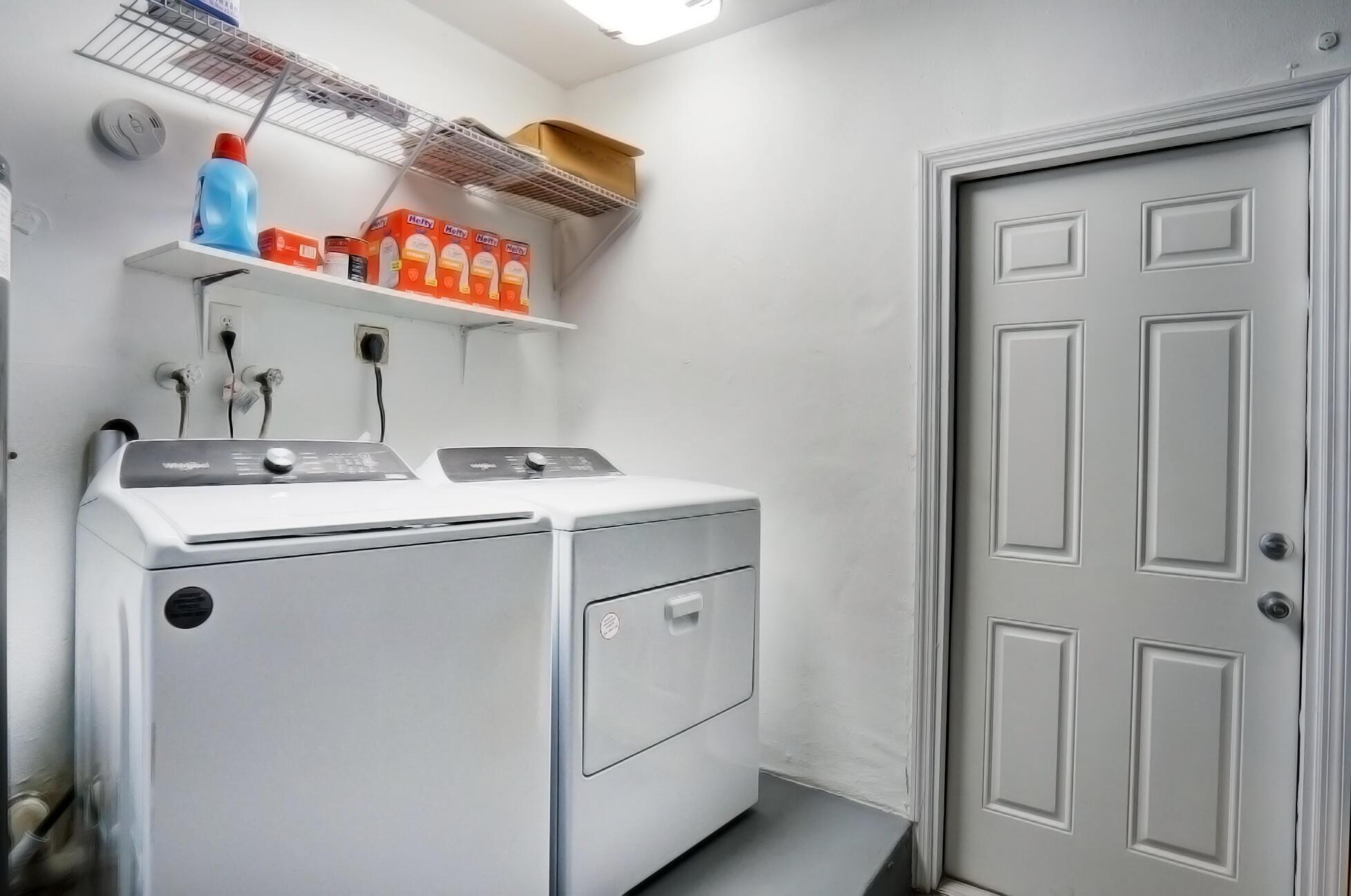 TROPIC PALMS 2 - Residential