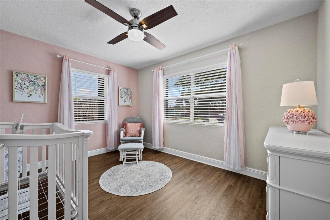 LAKE OSBORNE TERRACE - Residential