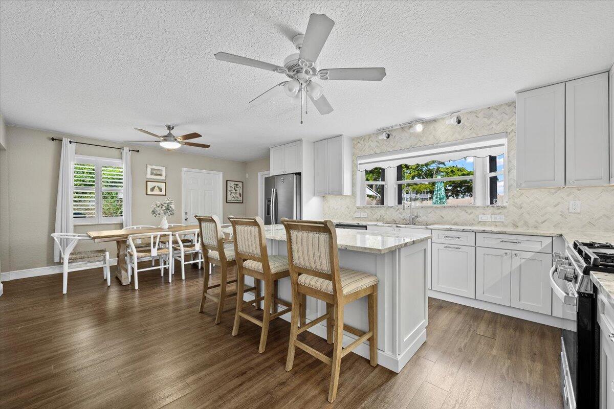 LAKE OSBORNE TERRACE - Residential