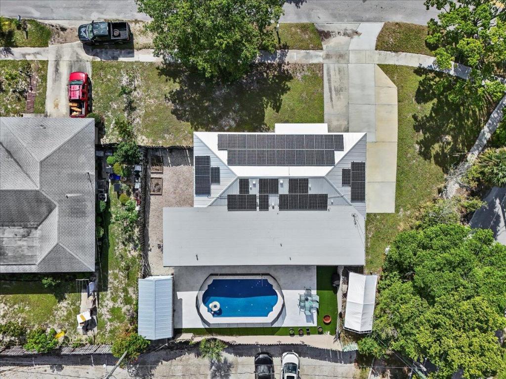 LAKE OSBORNE TERRACE - Residential