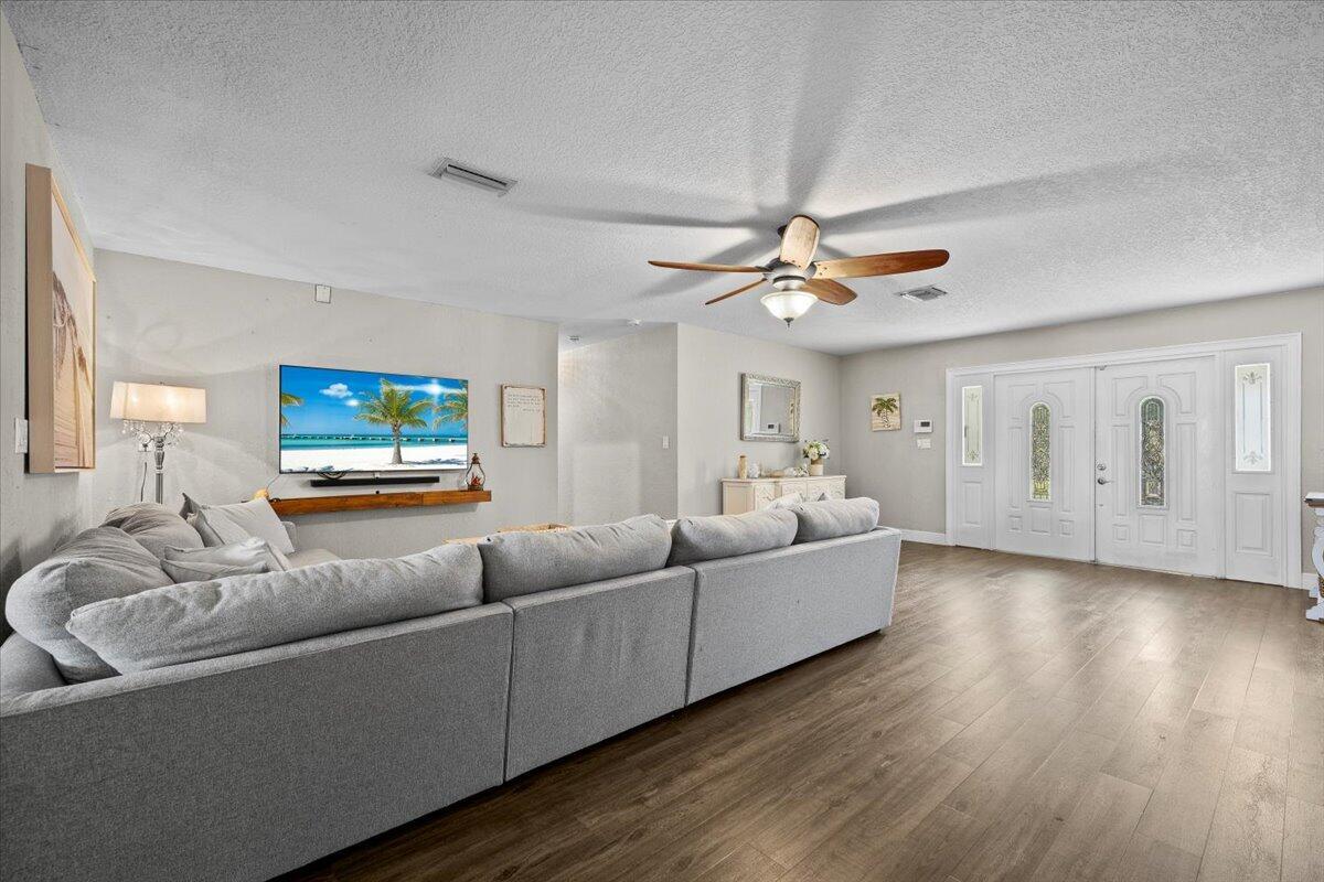 LAKE OSBORNE TERRACE - Residential