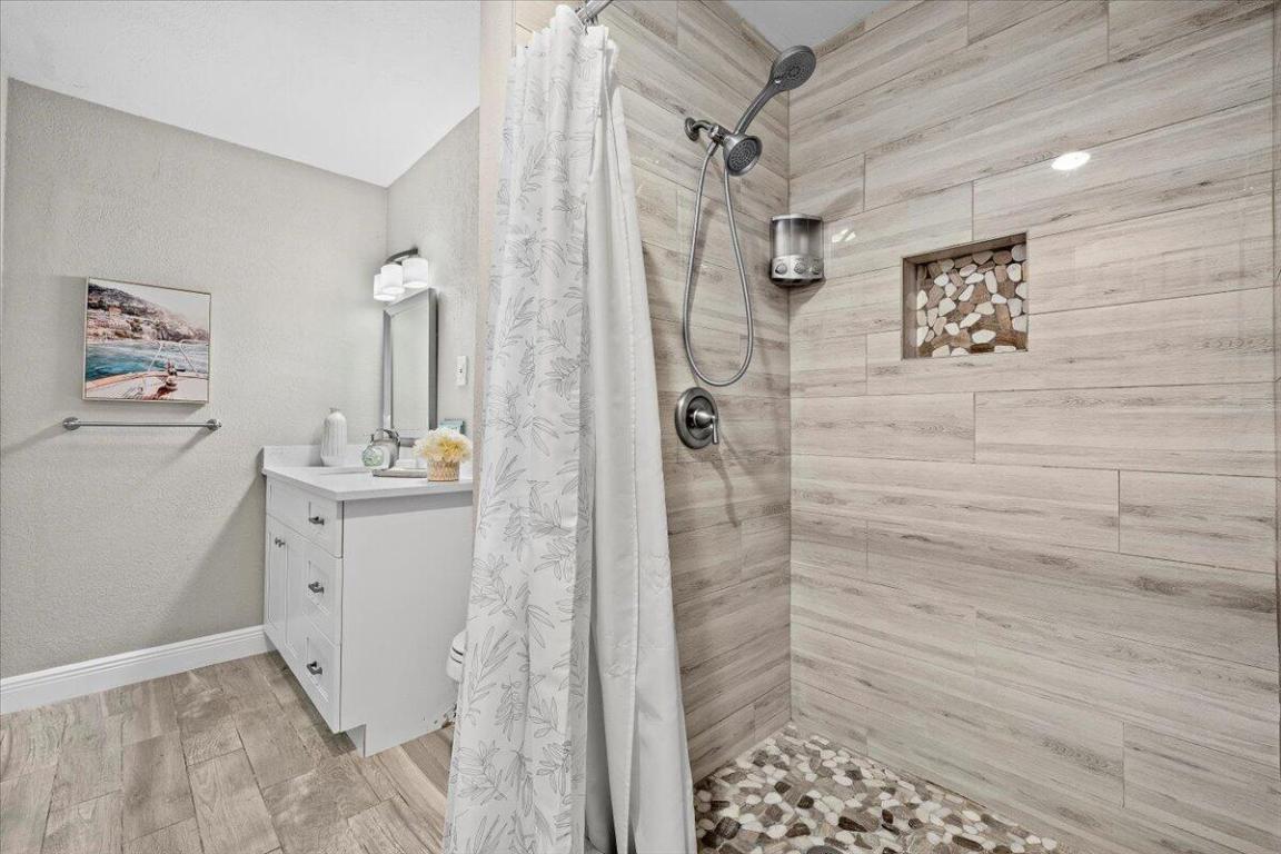 LAKE OSBORNE TERRACE - Residential