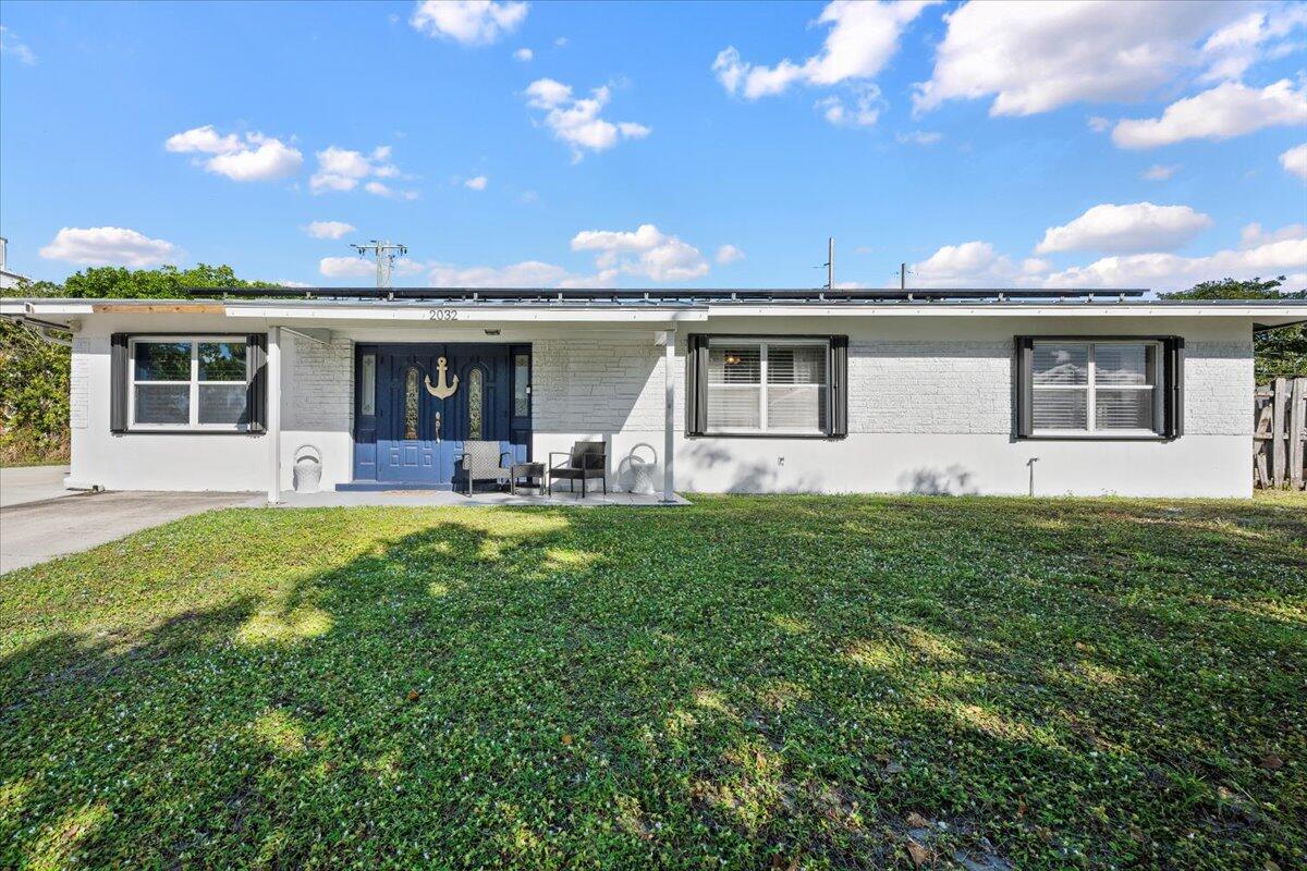 LAKE OSBORNE TERRACE - Residential