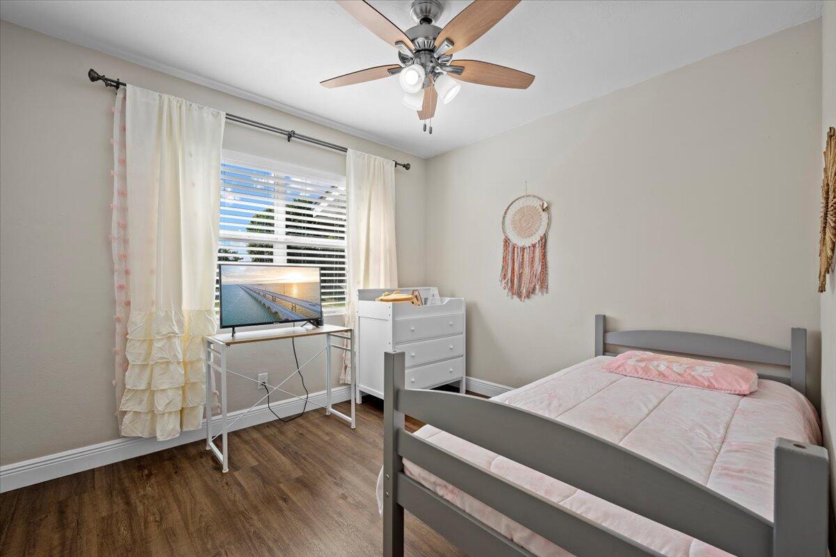 LAKE OSBORNE TERRACE - Residential