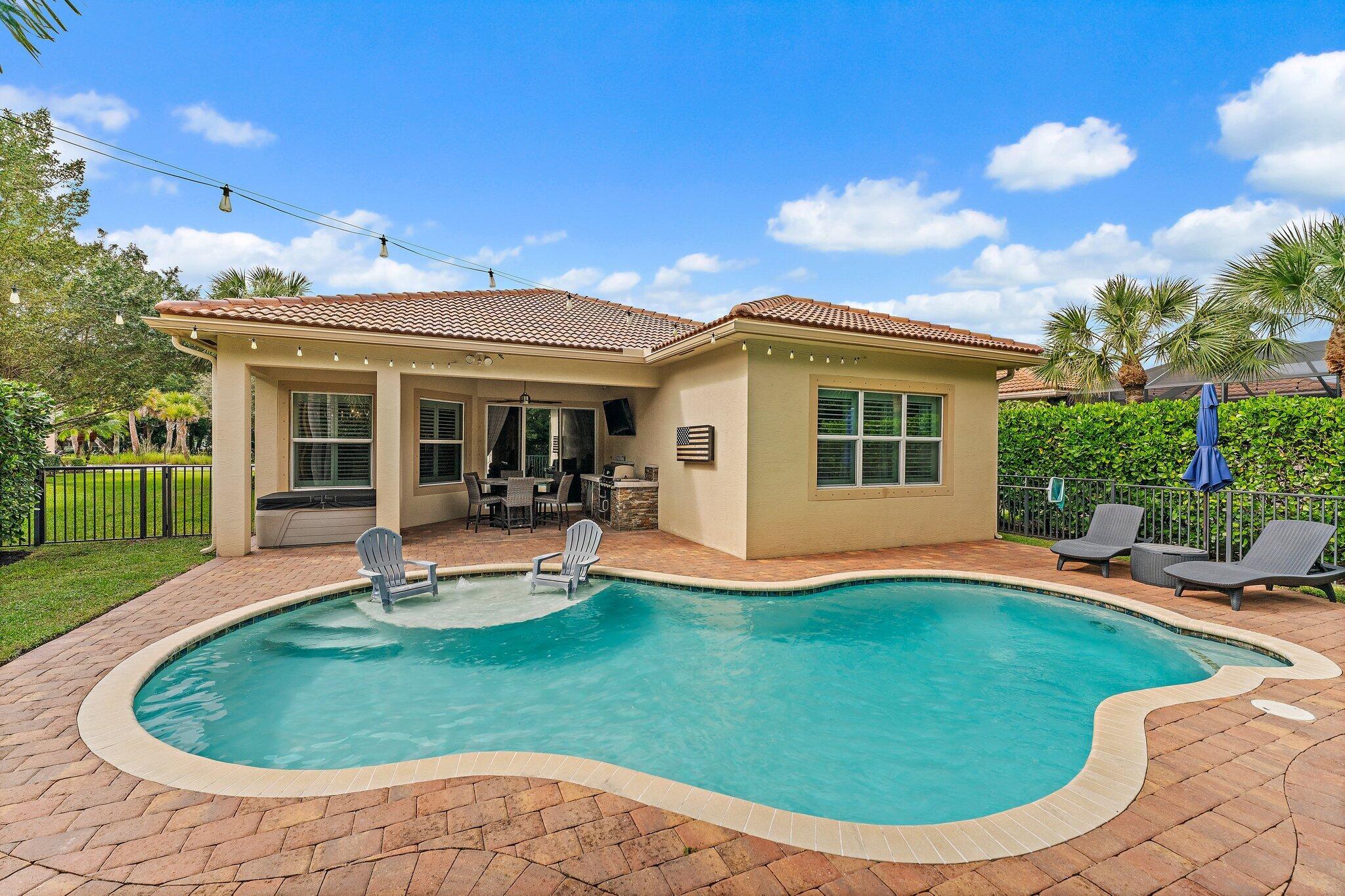 VENETIAN VILLAGE - Residential