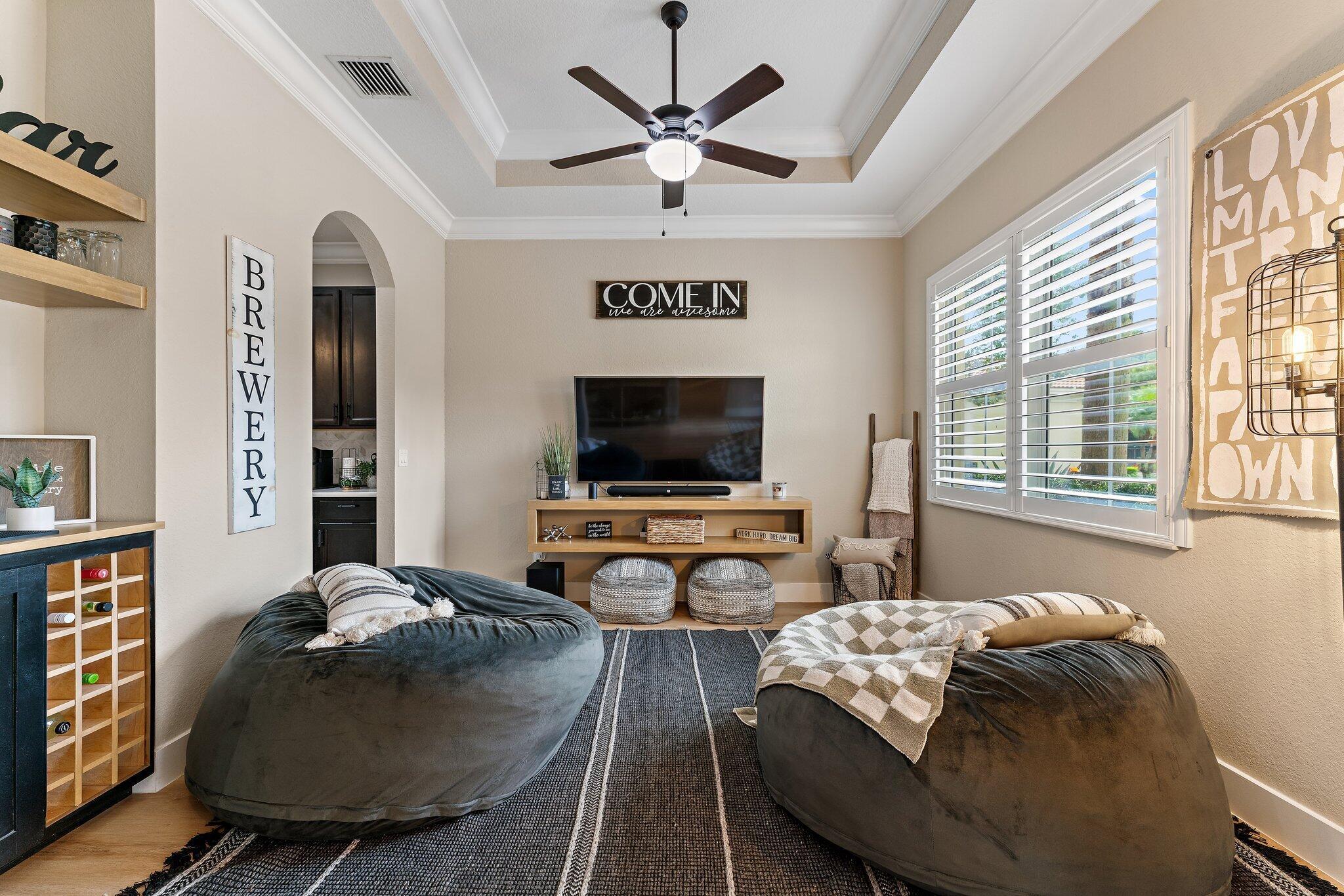 VENETIAN VILLAGE - Residential