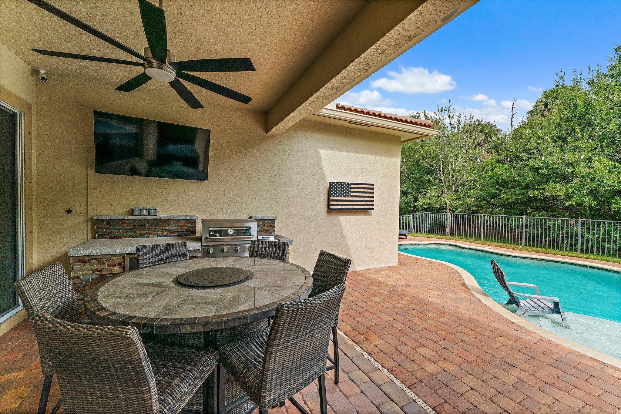 VENETIAN VILLAGE - Residential