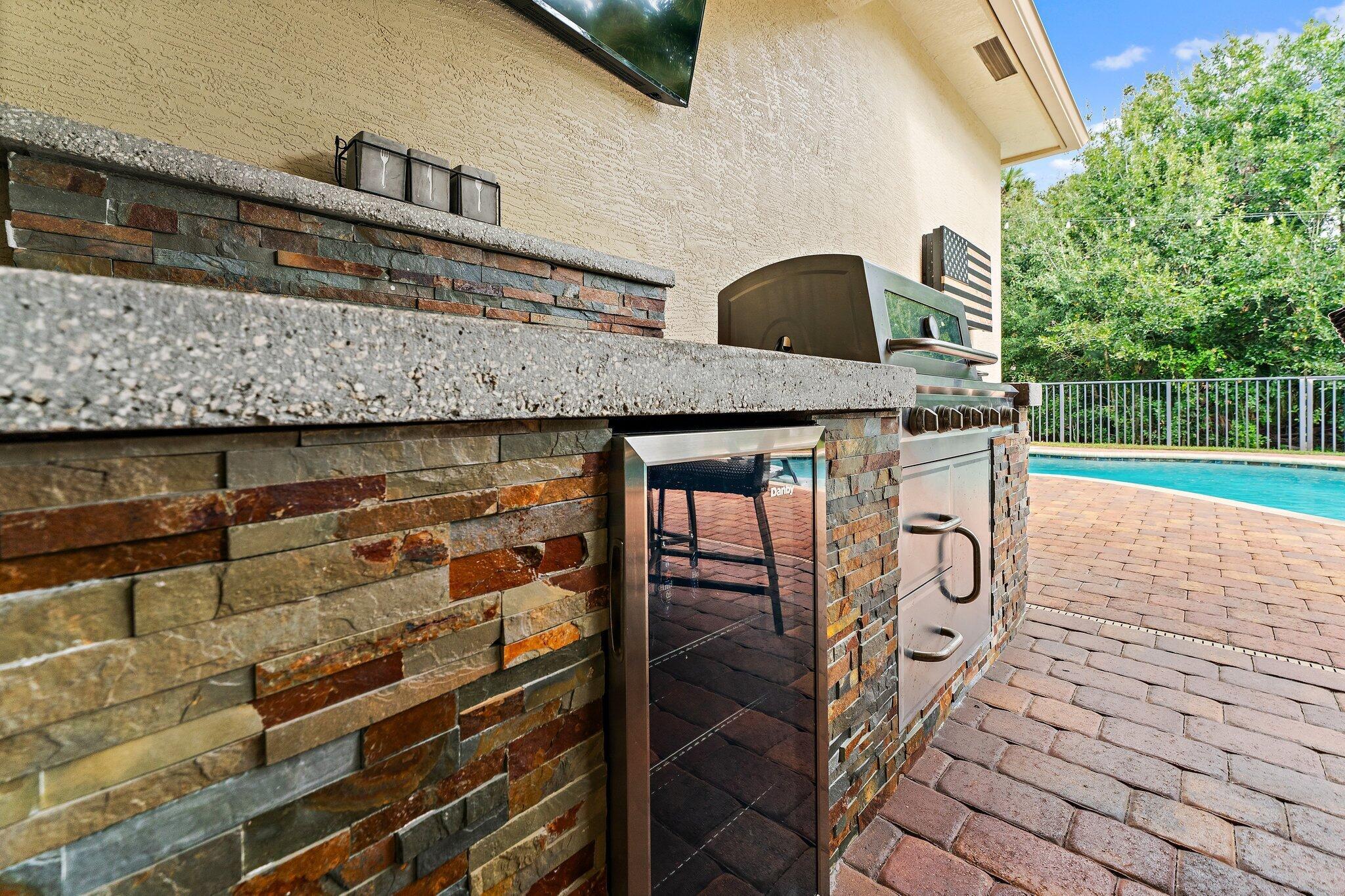 VENETIAN VILLAGE - Residential