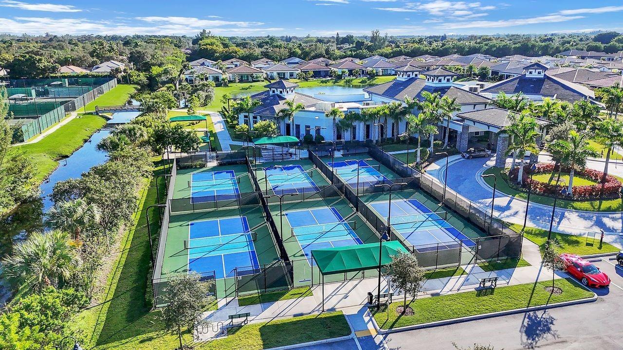 The Falls at Parkland - Residential