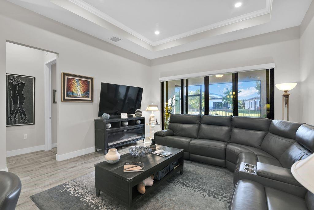 The Falls at Parkland - Residential