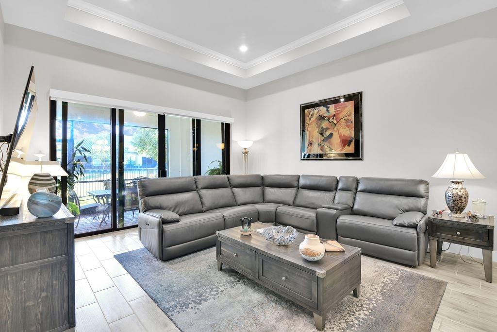 The Falls at Parkland - Residential