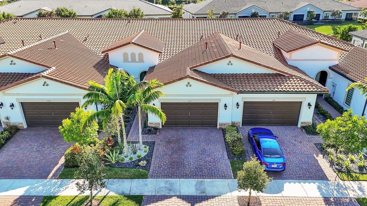 The Falls at Parkland - Residential