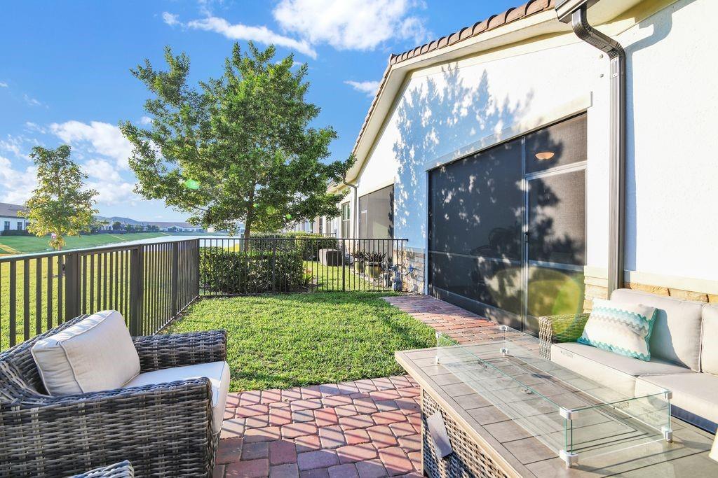 The Falls at Parkland - Residential