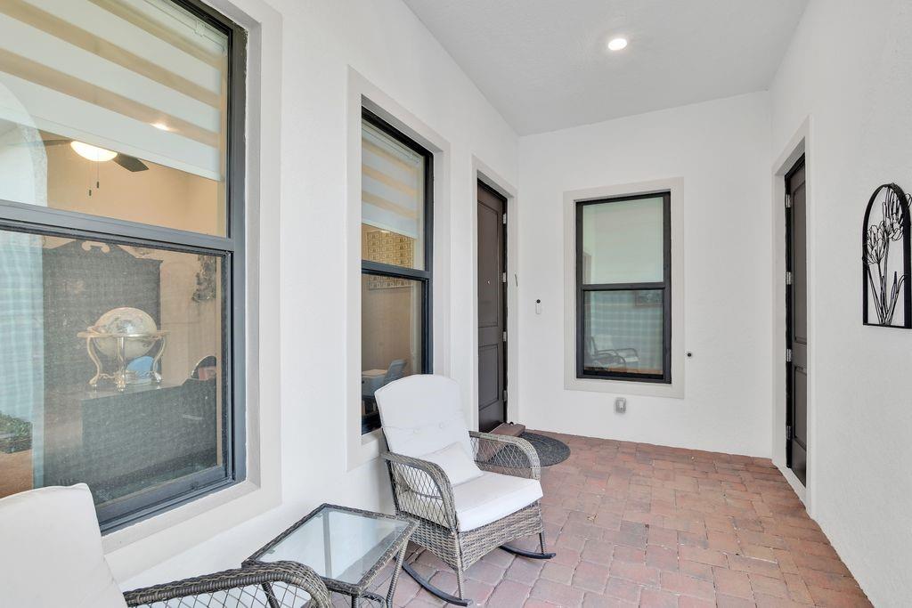 The Falls at Parkland - Residential