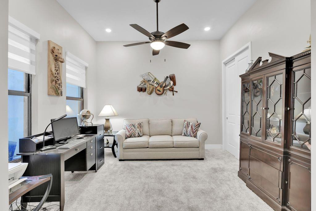 The Falls at Parkland - Residential