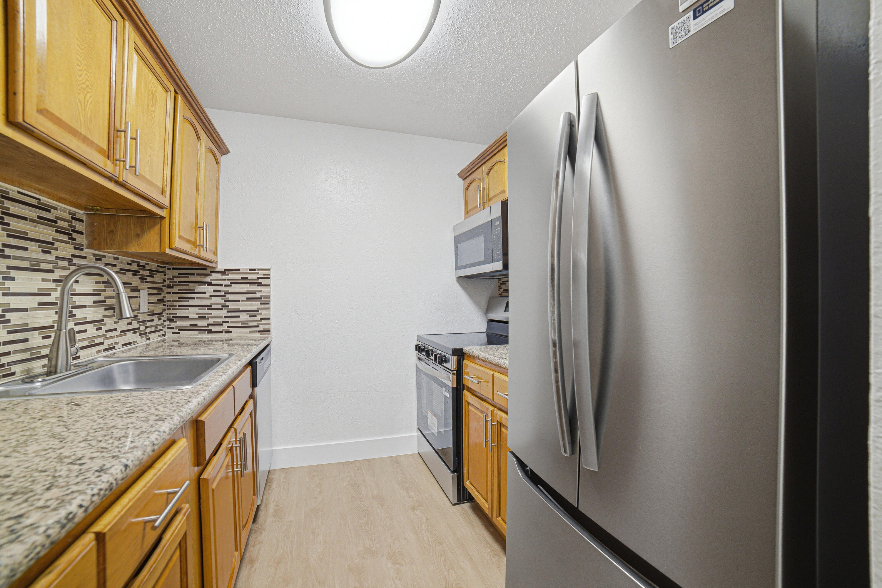 2800 NW 39th Way 204