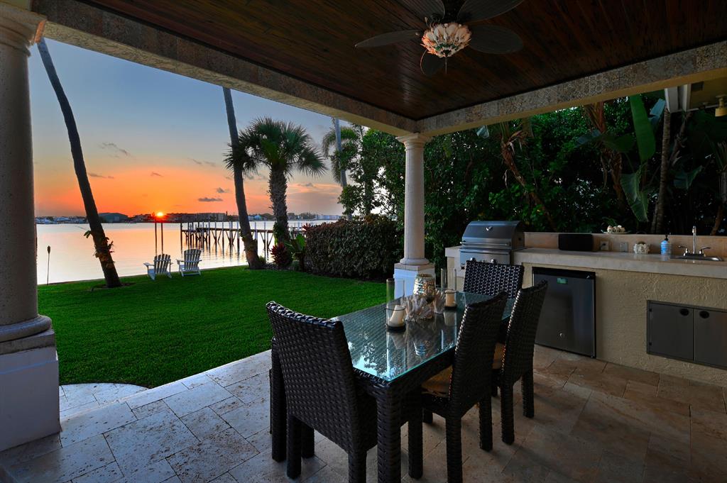 LAKE SHORES LANTANA - Residential