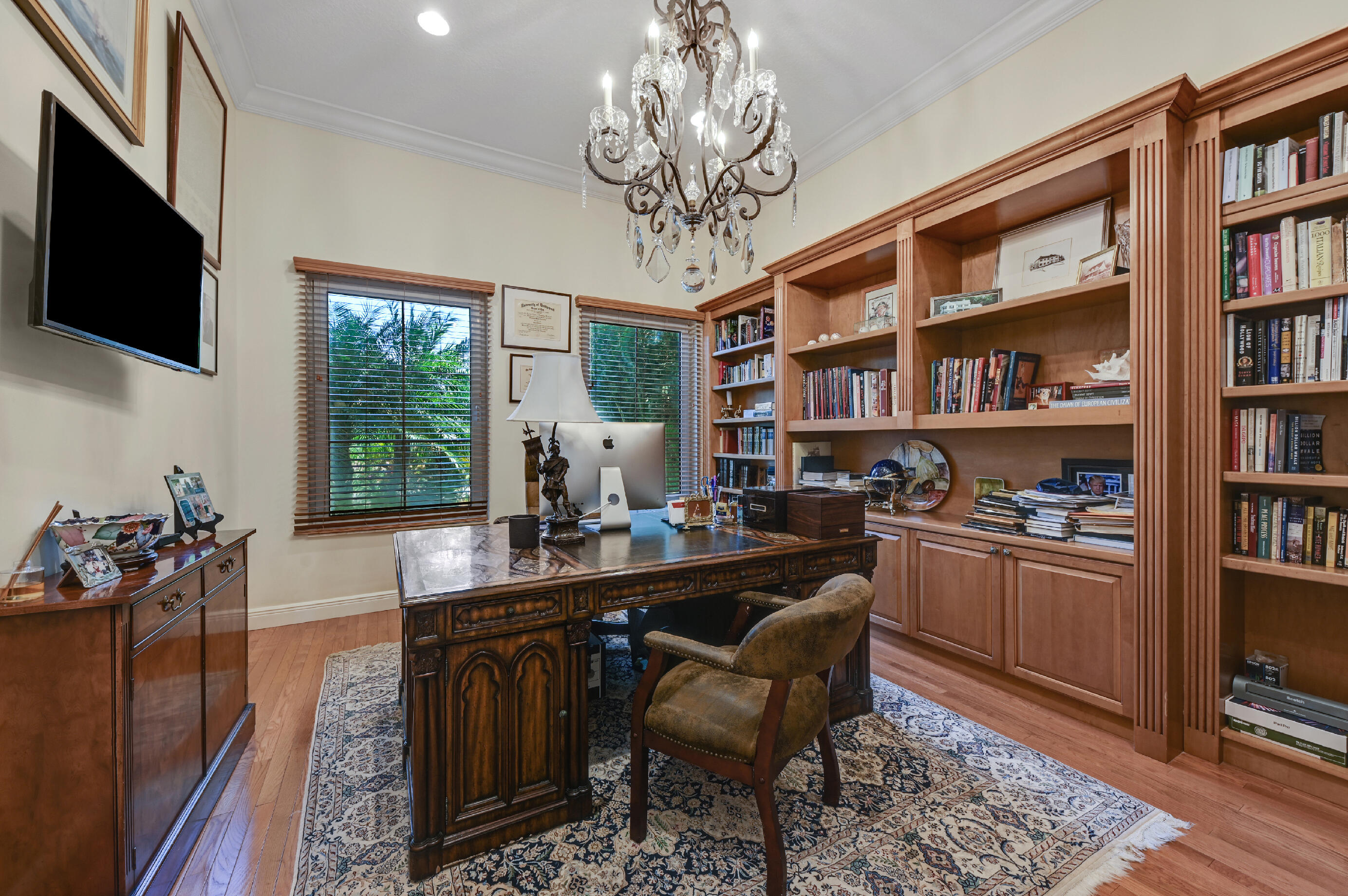 LAKE SHORES LANTANA - Residential