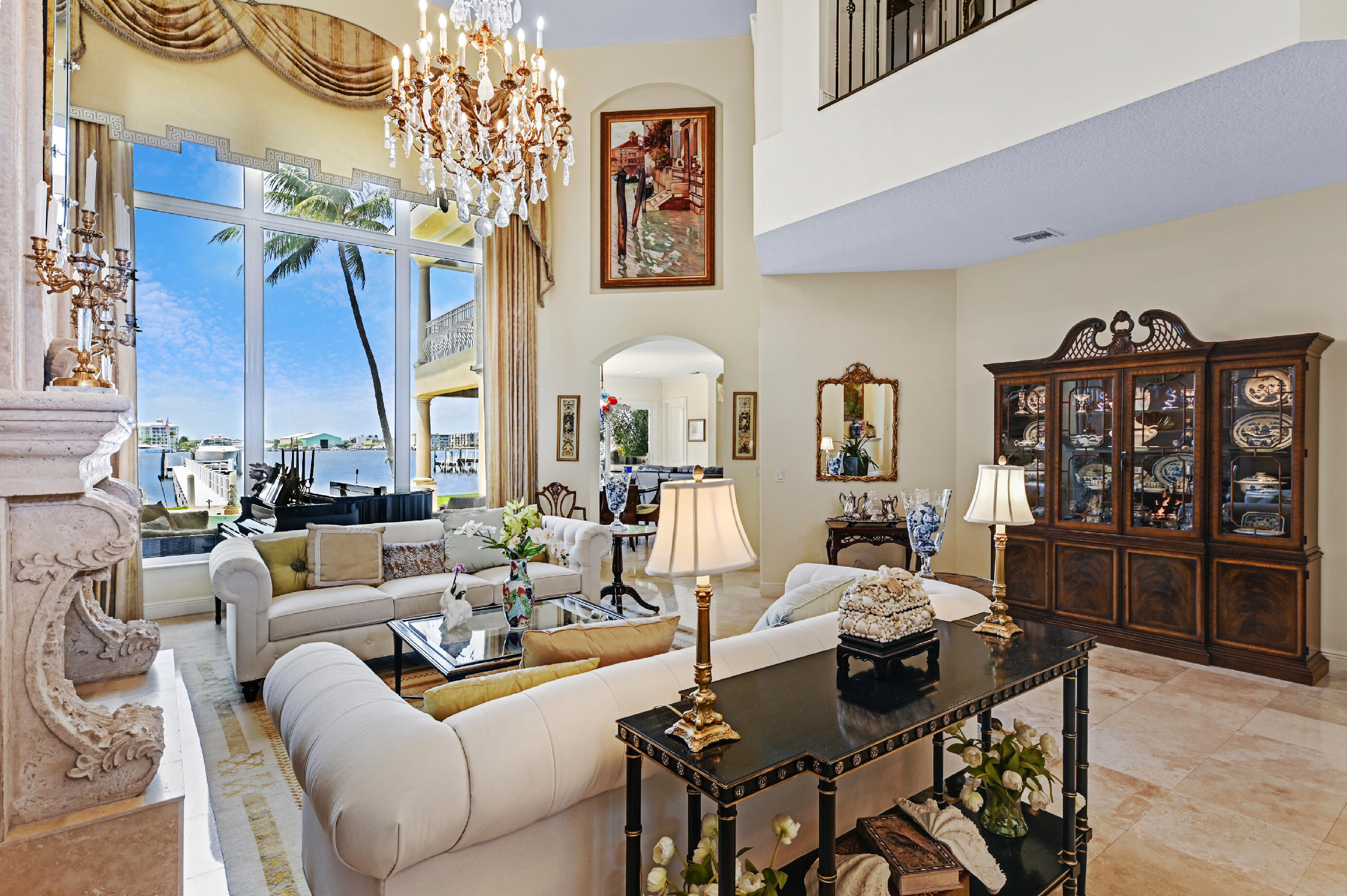 LAKE SHORES LANTANA - Residential