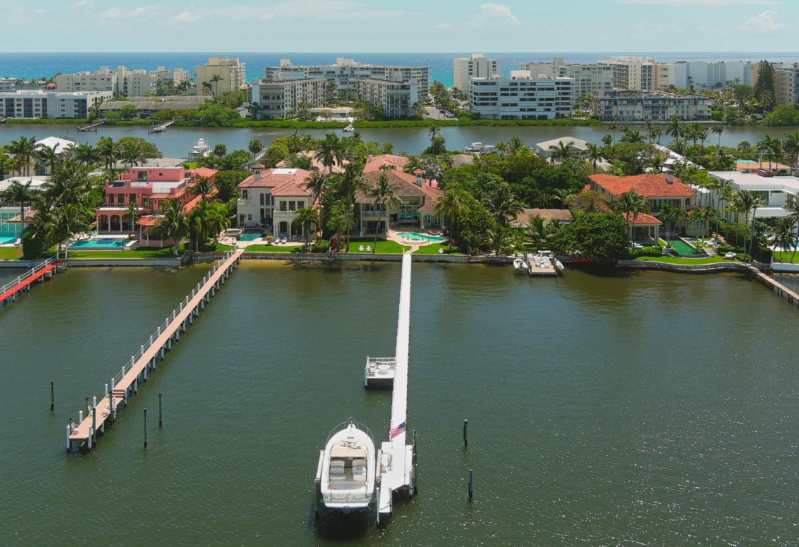 LAKE SHORES LANTANA - Residential