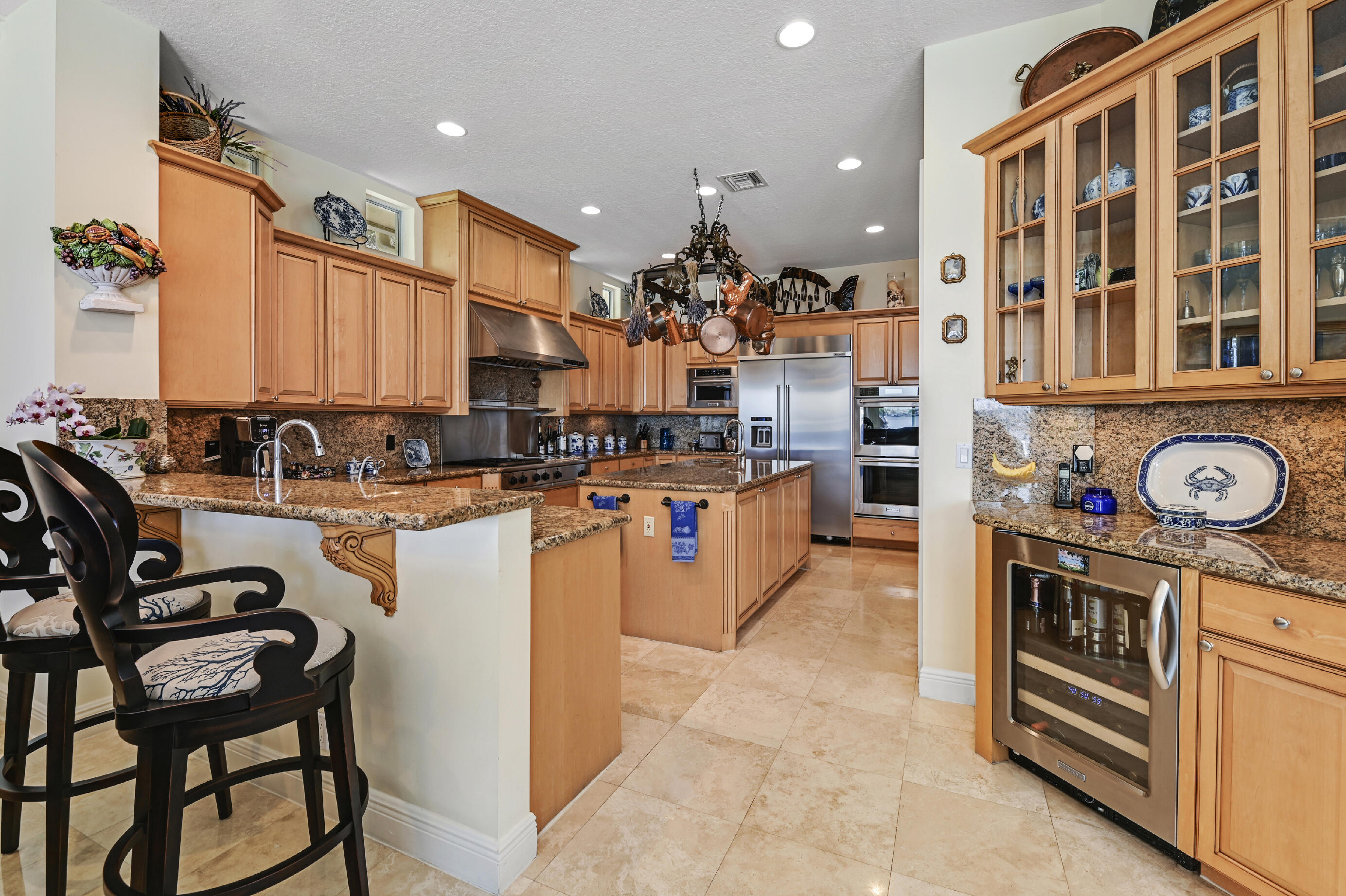 LAKE SHORES LANTANA - Residential