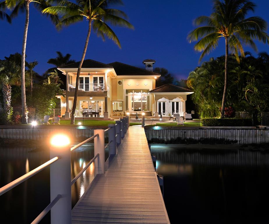 LAKE SHORES LANTANA - Residential