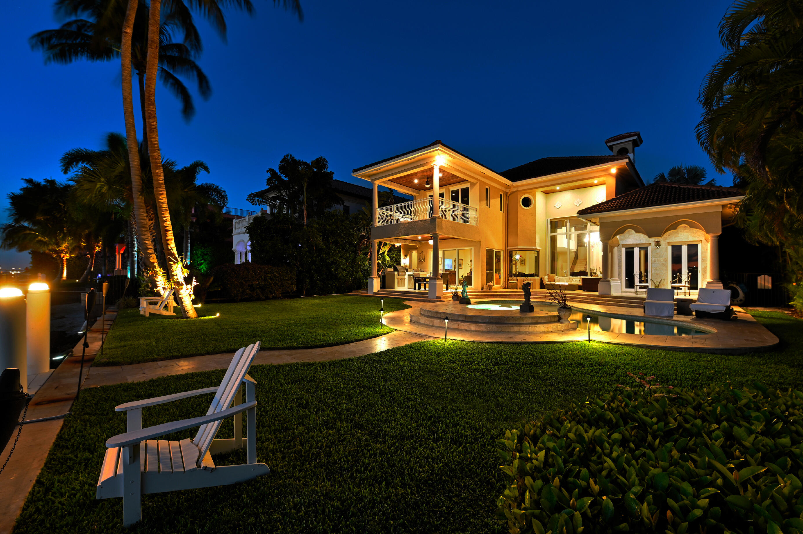 LAKE SHORES LANTANA - Residential