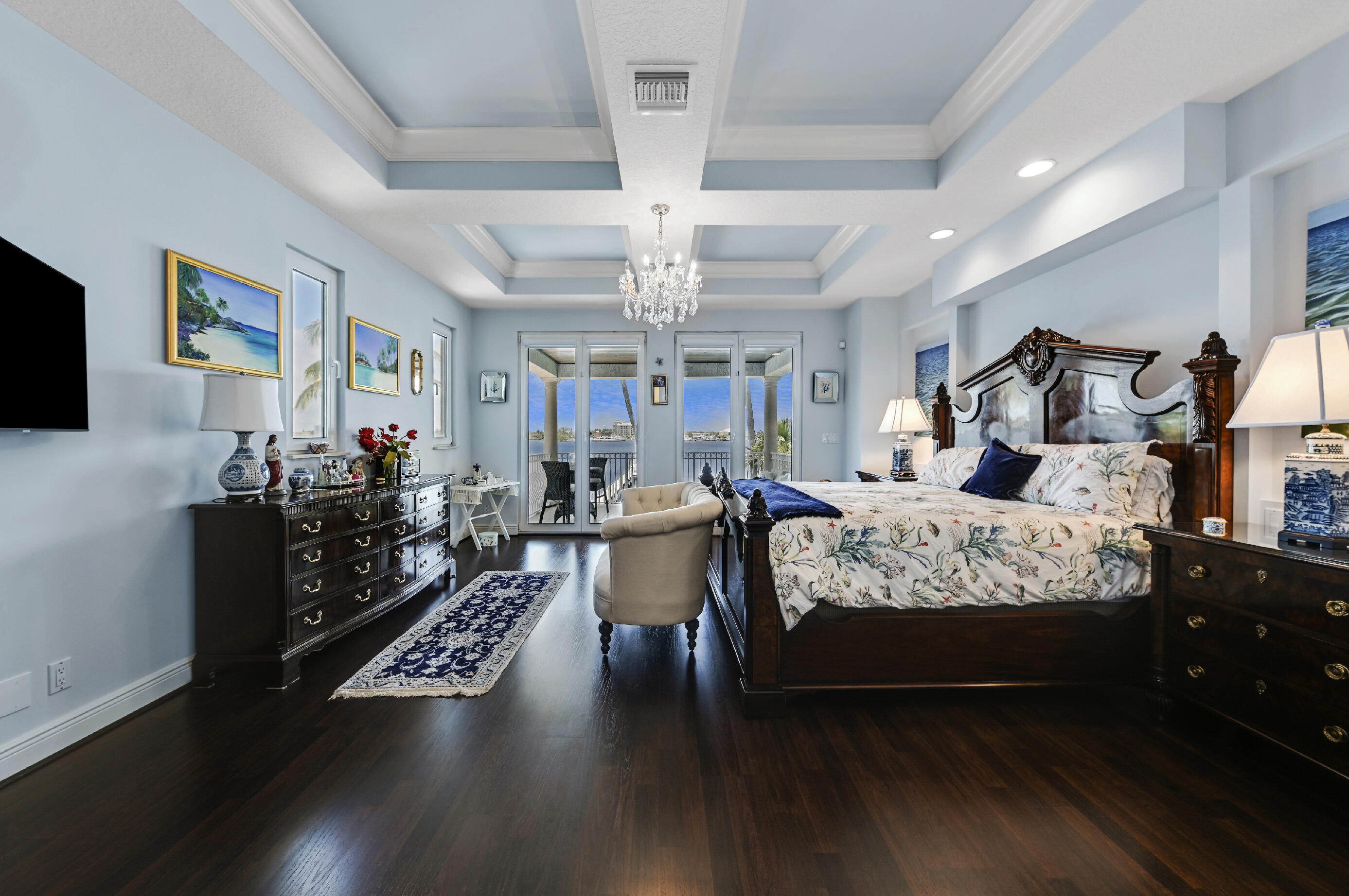 LAKE SHORES LANTANA - Residential