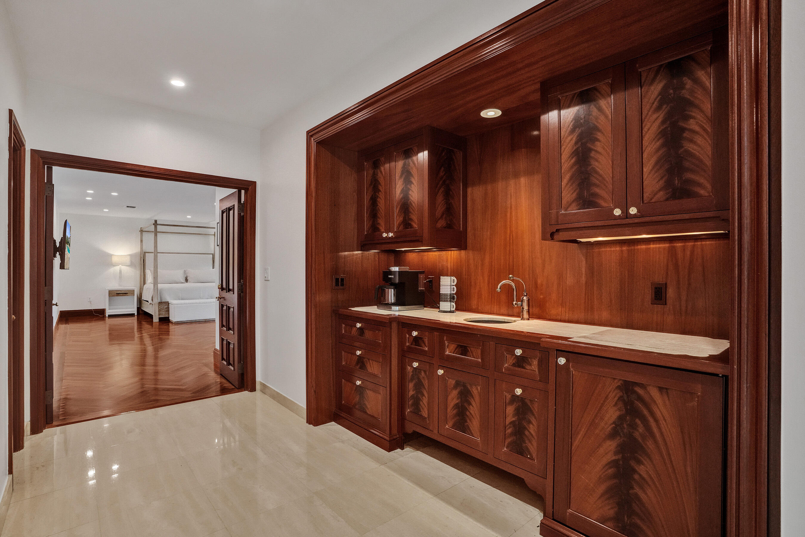 RIVERLAND - Residential