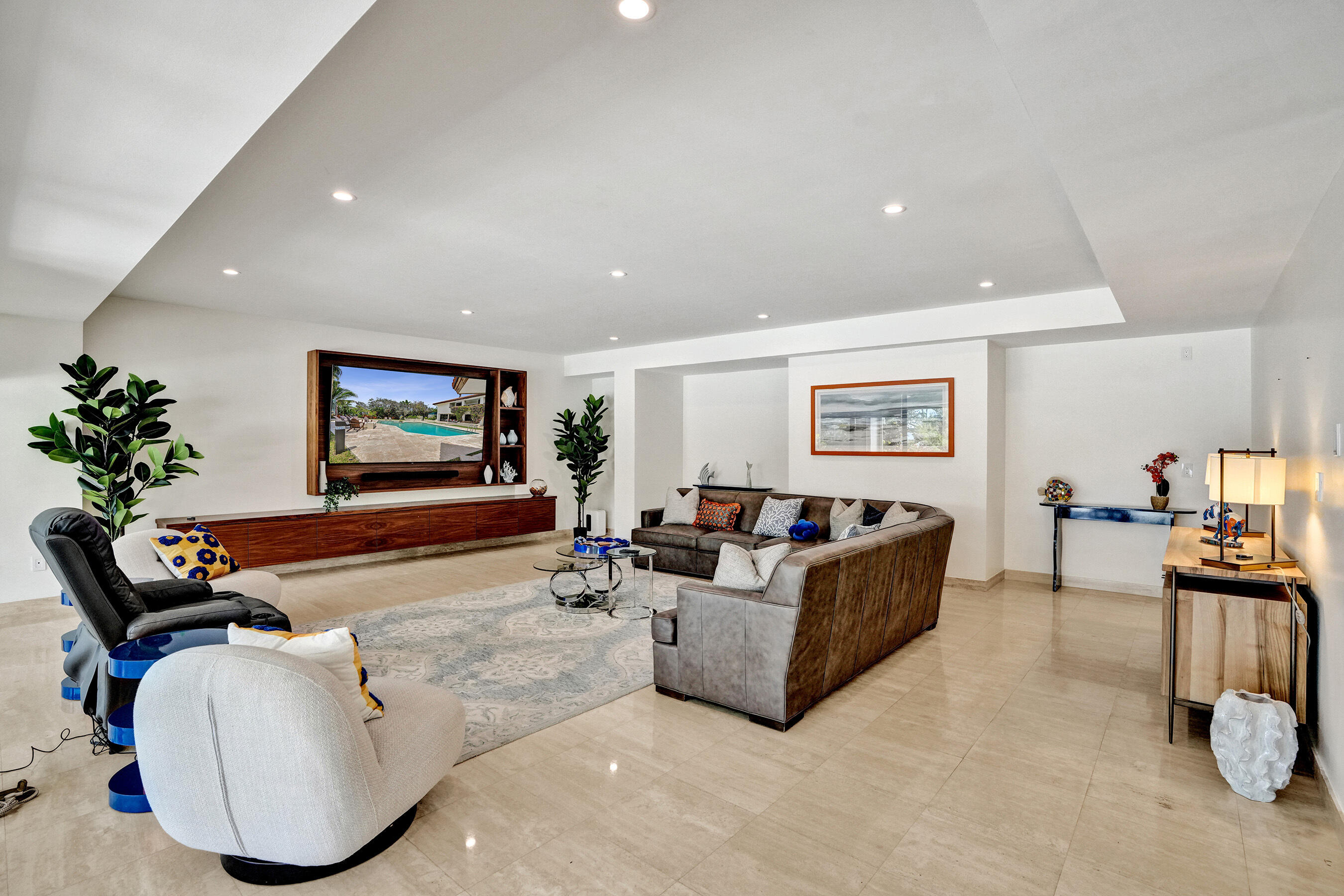 RIVERLAND - Residential