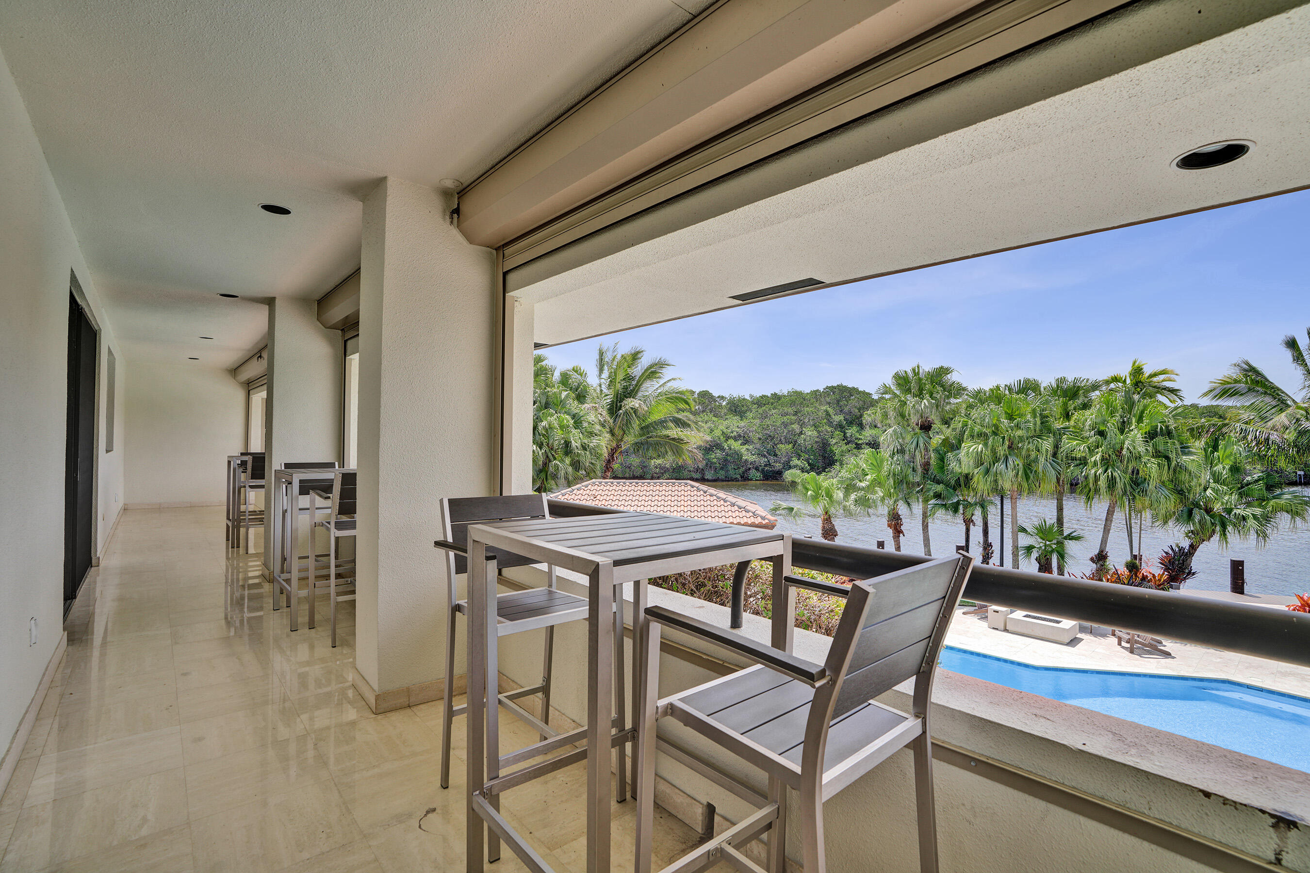 RIVERLAND - Residential