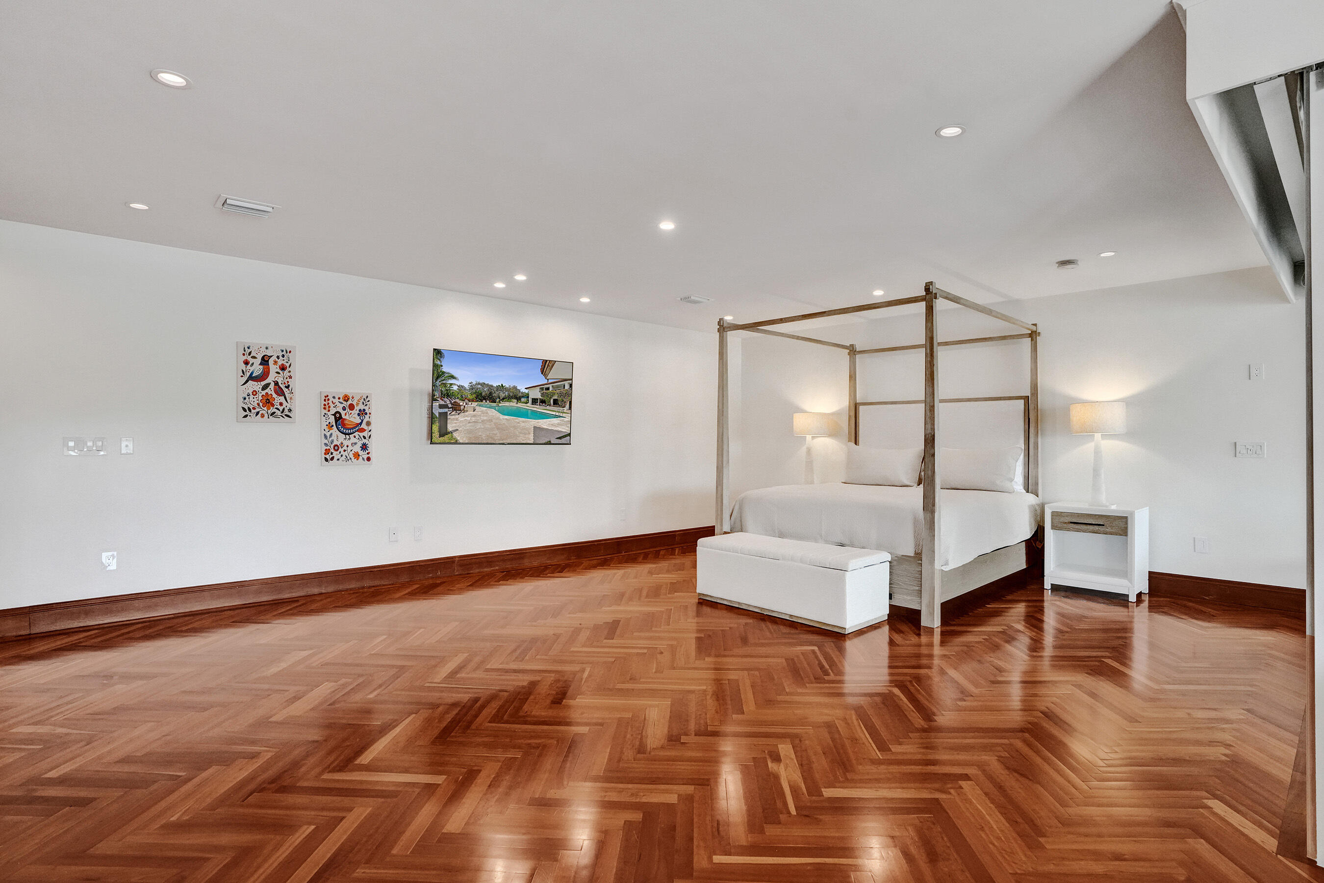 RIVERLAND - Residential