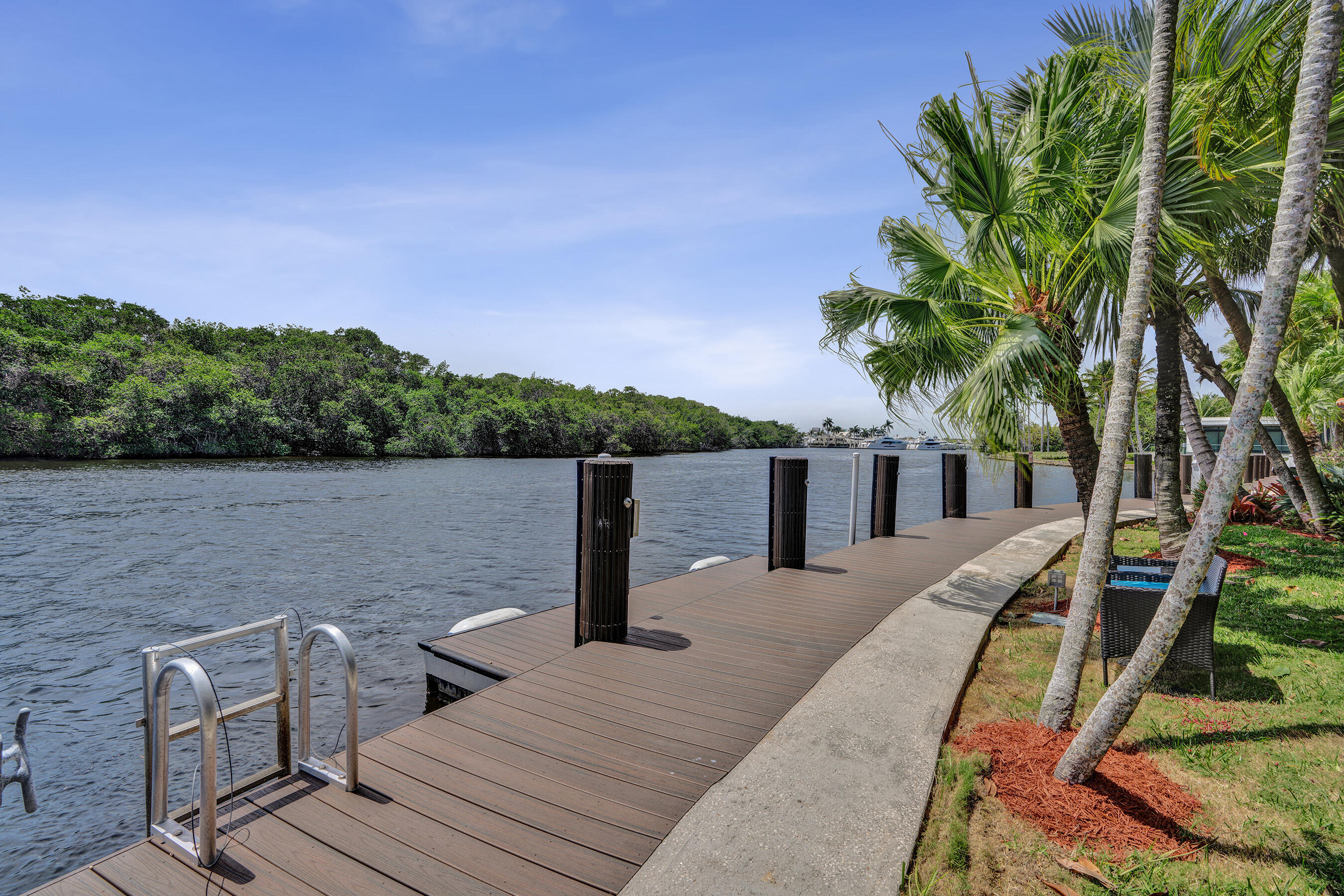 RIVERLAND - Residential