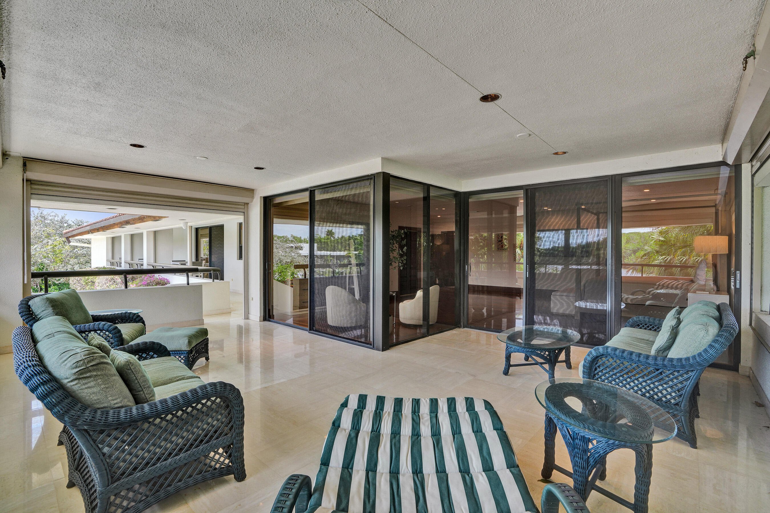 RIVERLAND - Residential