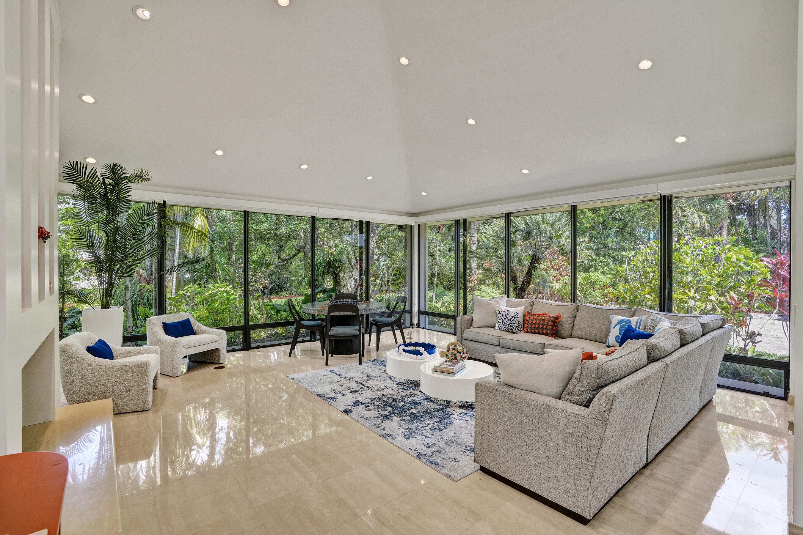 RIVERLAND - Residential