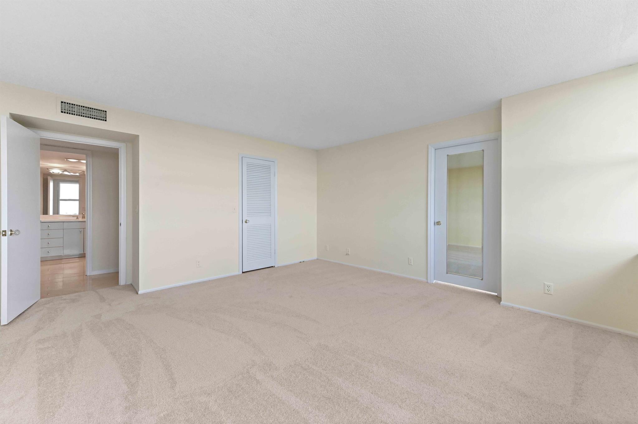 Ocean Towers Condominium, - Residential