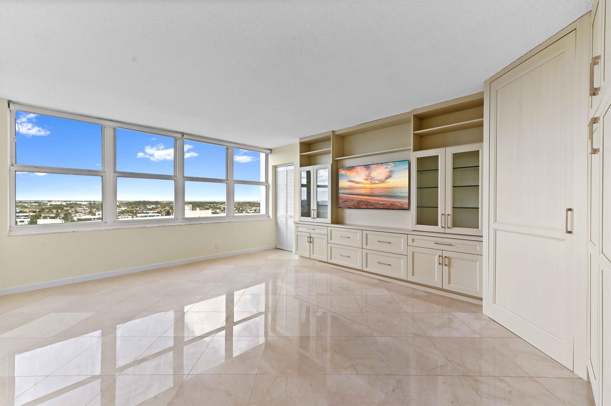 Ocean Towers Condominium, - Residential