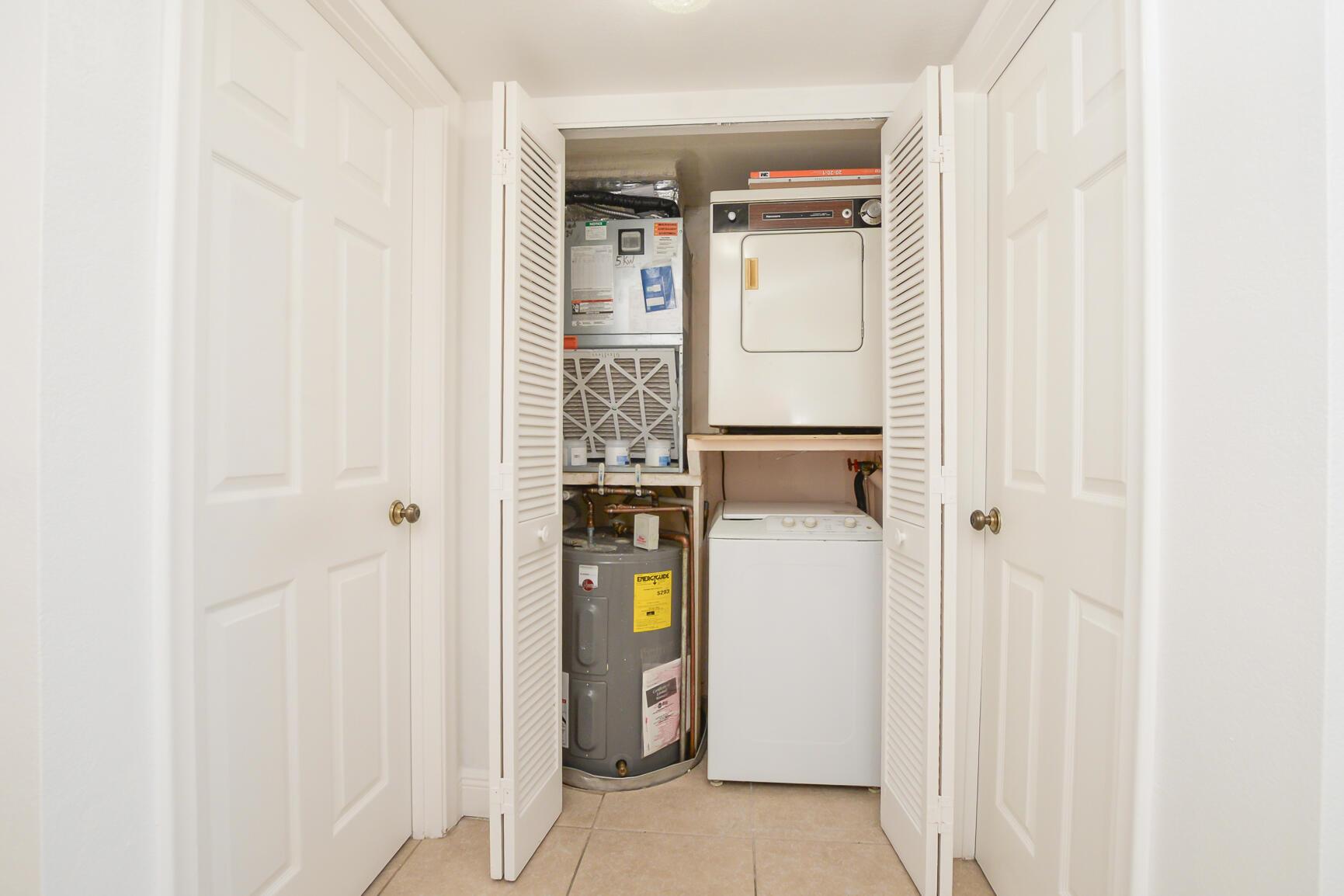 OCEAN HARBOUR SOUTH CONDO - Residential