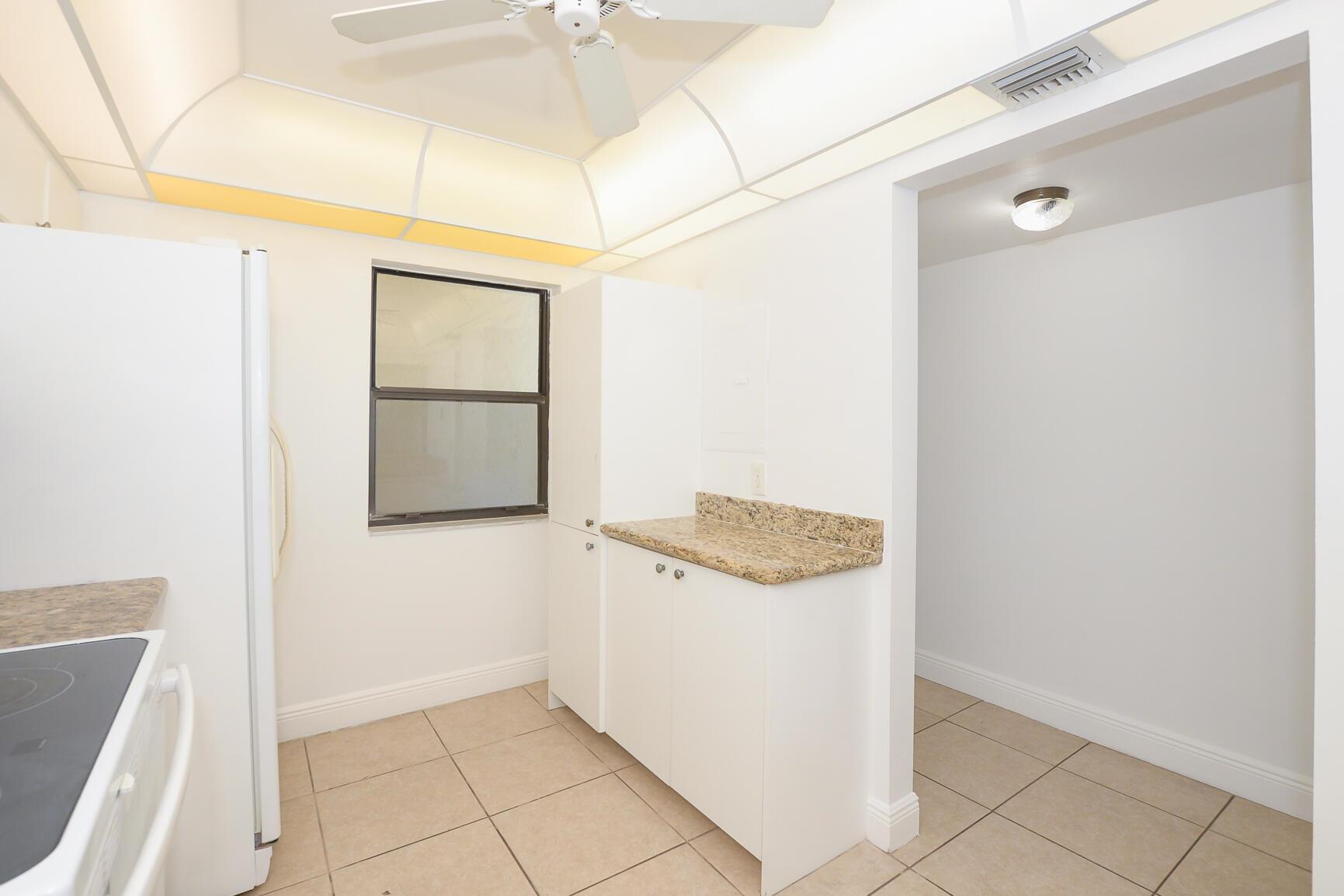 OCEAN HARBOUR SOUTH CONDO - Residential