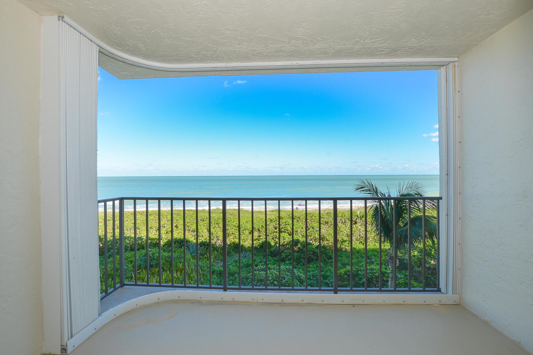 OCEAN HARBOUR SOUTH CONDO - Residential