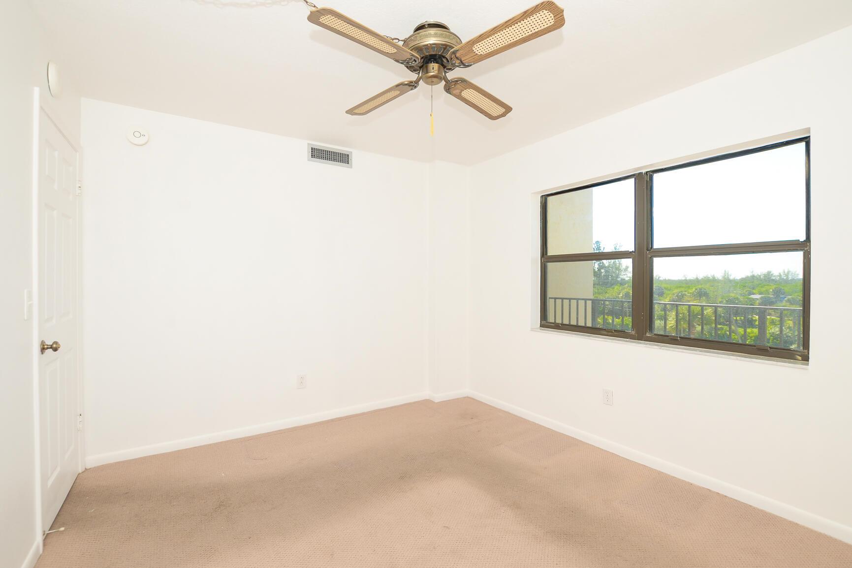 OCEAN HARBOUR SOUTH CONDO - Residential