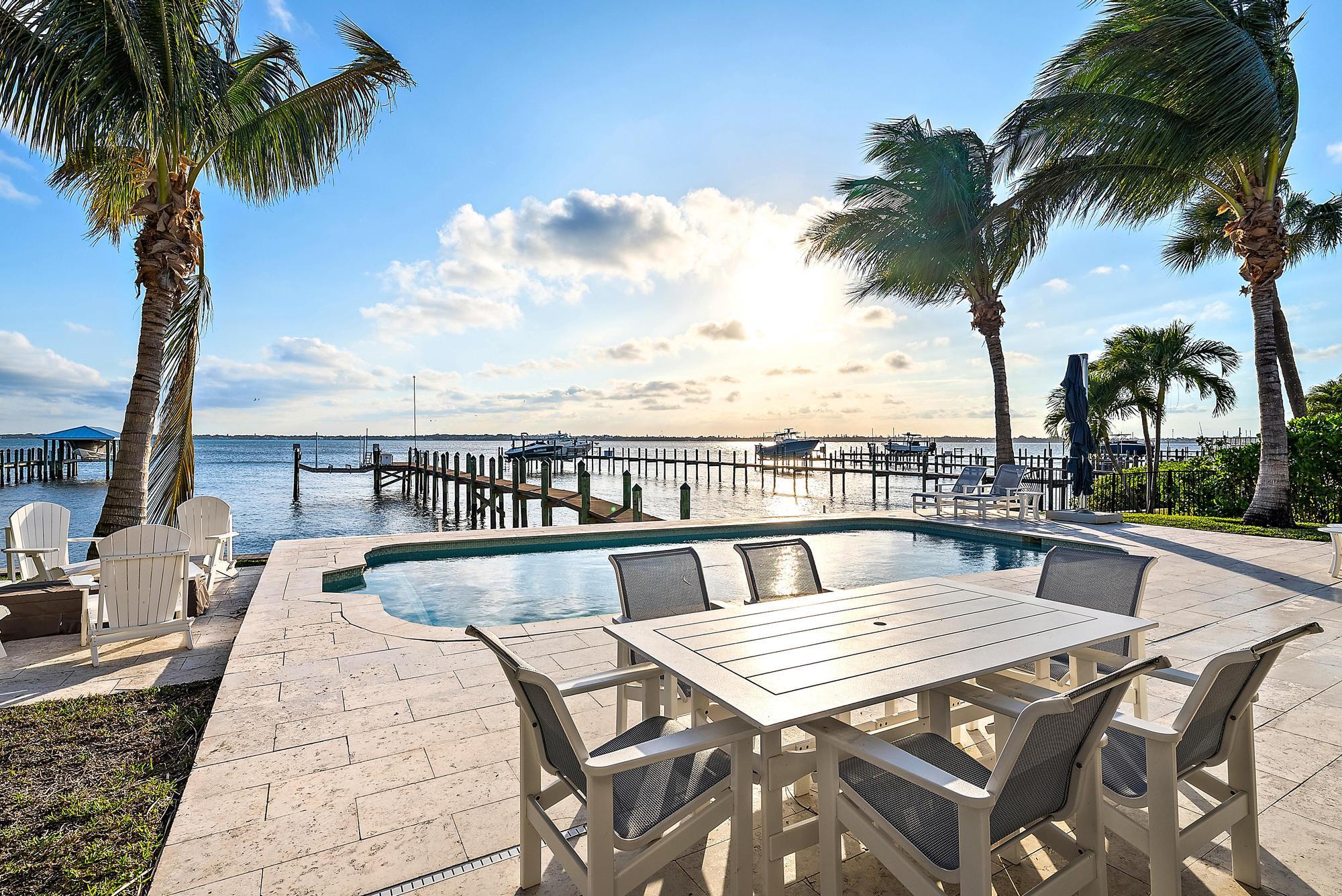 Joes Point - Residential