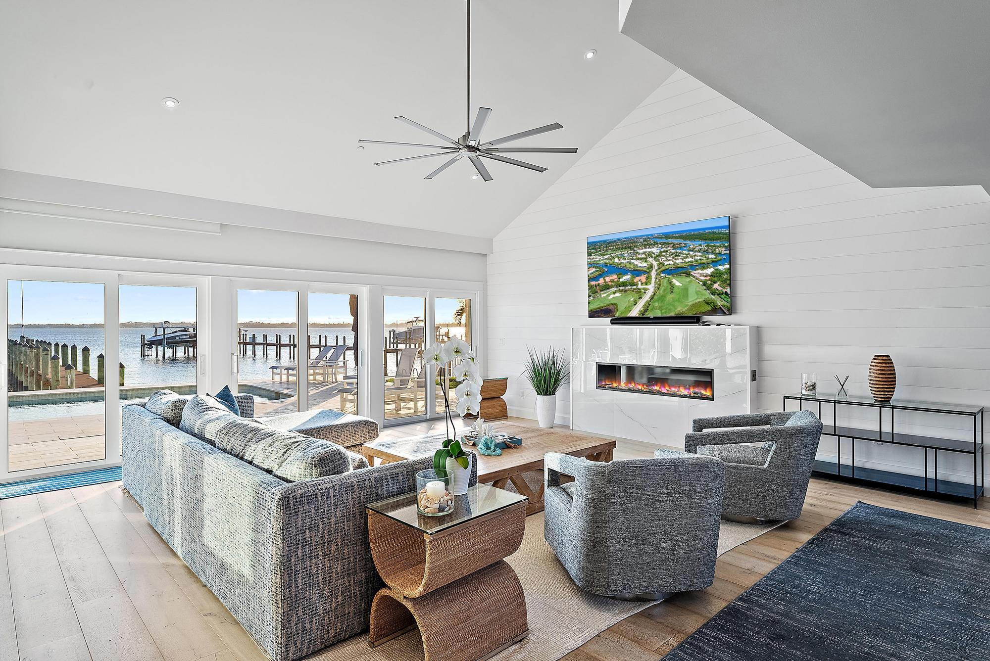 Joes Point - Residential