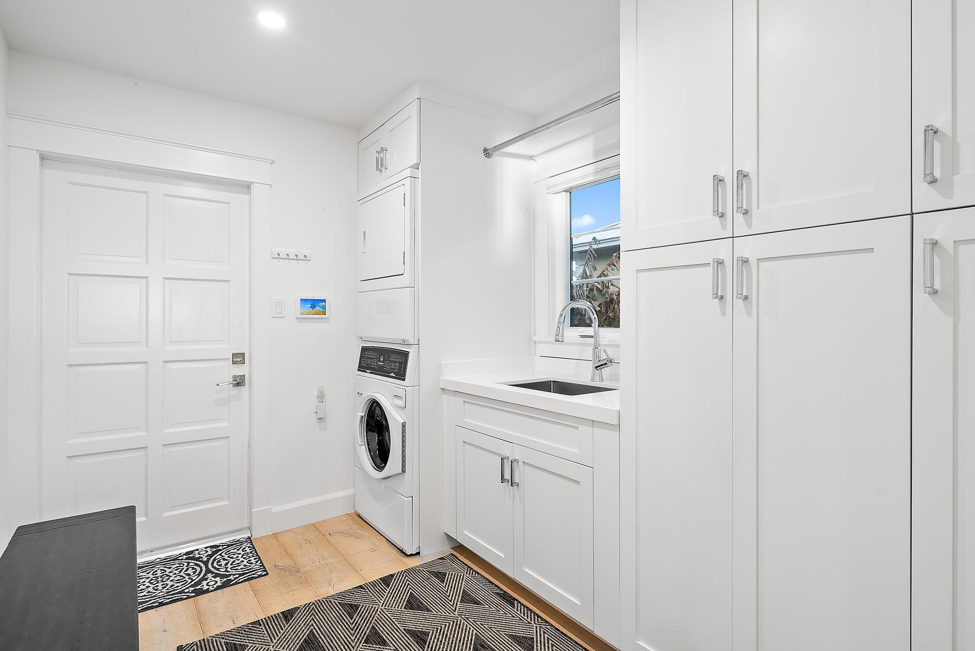 Joes Point - Residential