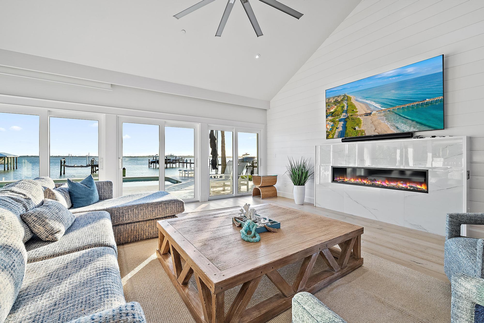 Joes Point - Residential